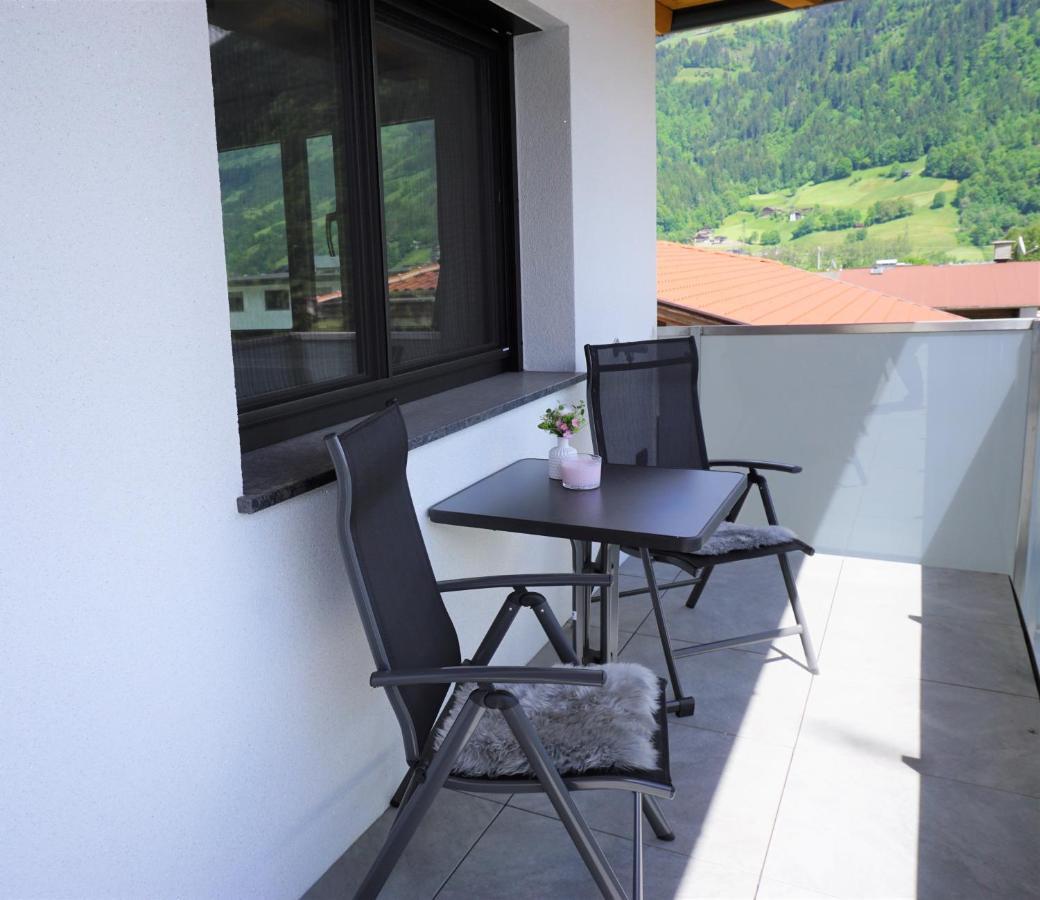 Apart Mountain Uderns Exterior photo